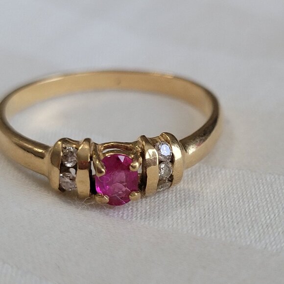 Ruby Diamond 14k Yellow Gold Ring Womens - Picture 5 of 11